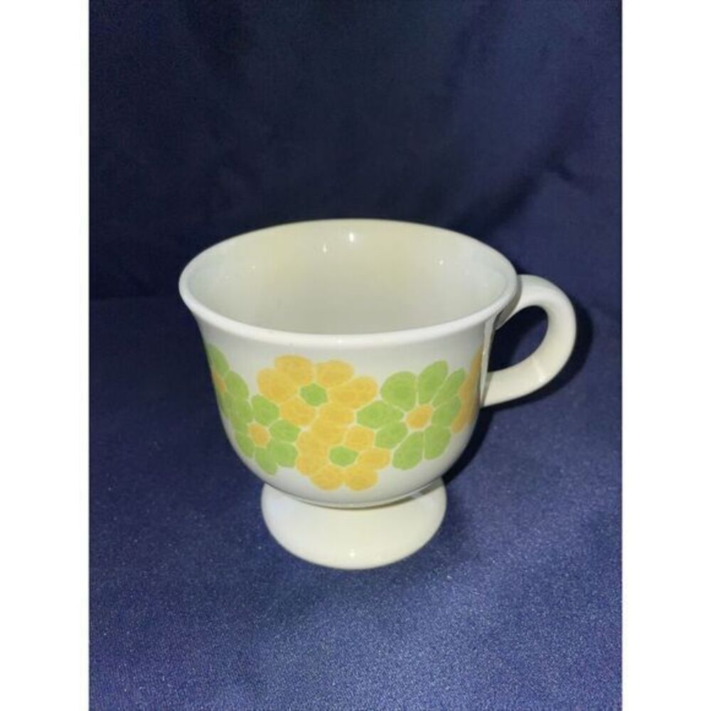 Vintage Franciscan Daisy Wreath Footed Cup Earthenware